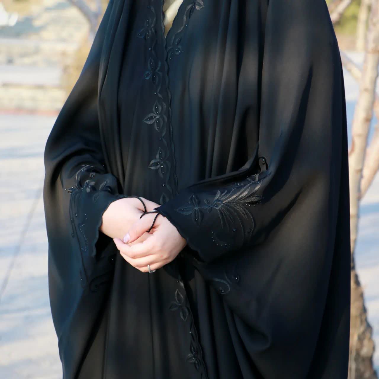 چادر مشکی کارشده گلدوزی